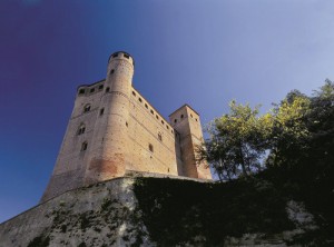 castello-serralunga-2016